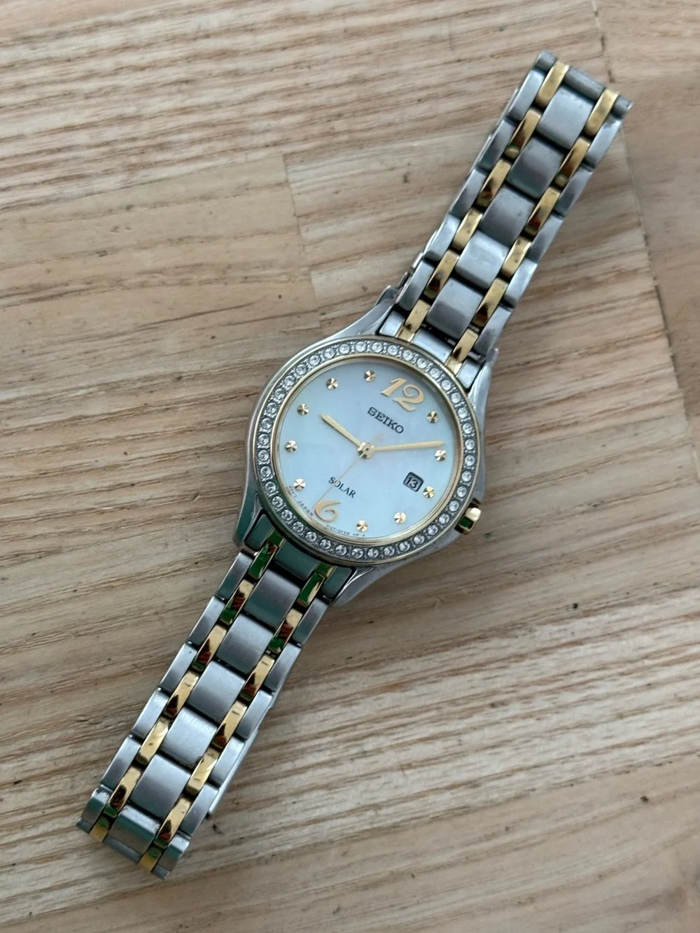 Seiko Solar Ladies Watch Pearl Dial Swarovski Crystals Two-Tone Bracelet Date